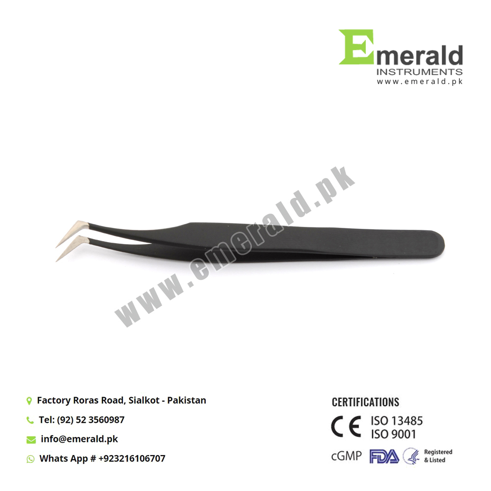 EYELASH TWEEZERS